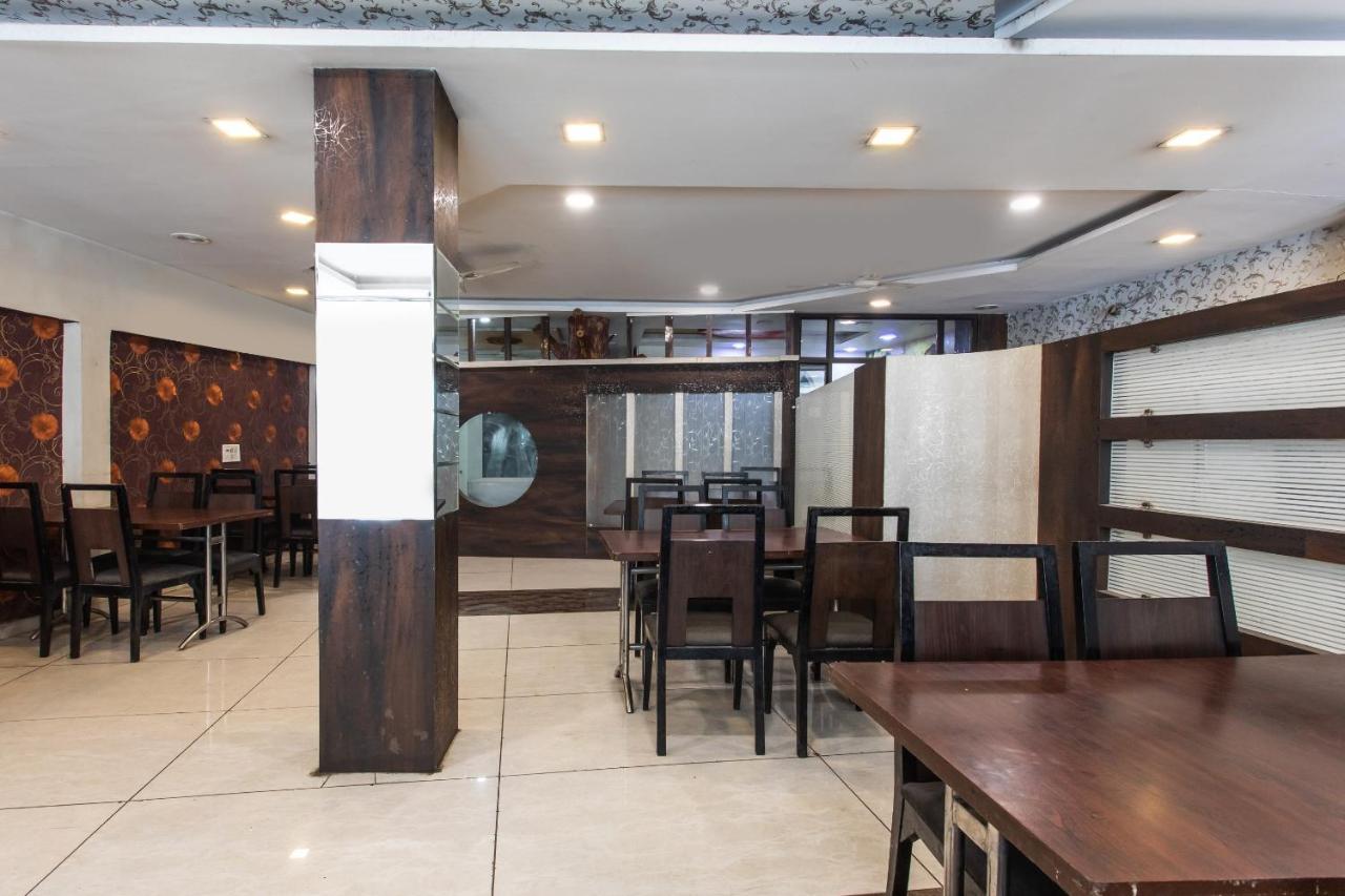Oyo 3767 Hotel Gopal Palace Indore Ngoại thất bức ảnh